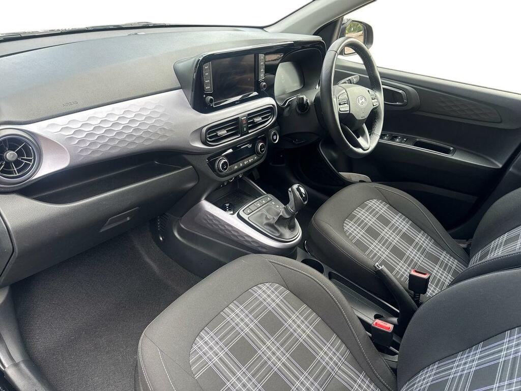Hyundai I10 1.2 79 Premium Nav EN25TKX Black #3
