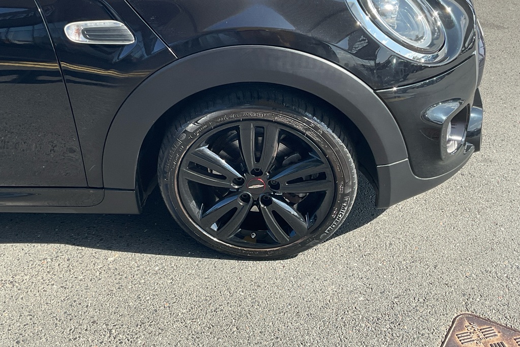 Mini Hatch 1.5 Cooper Sport II Black #4