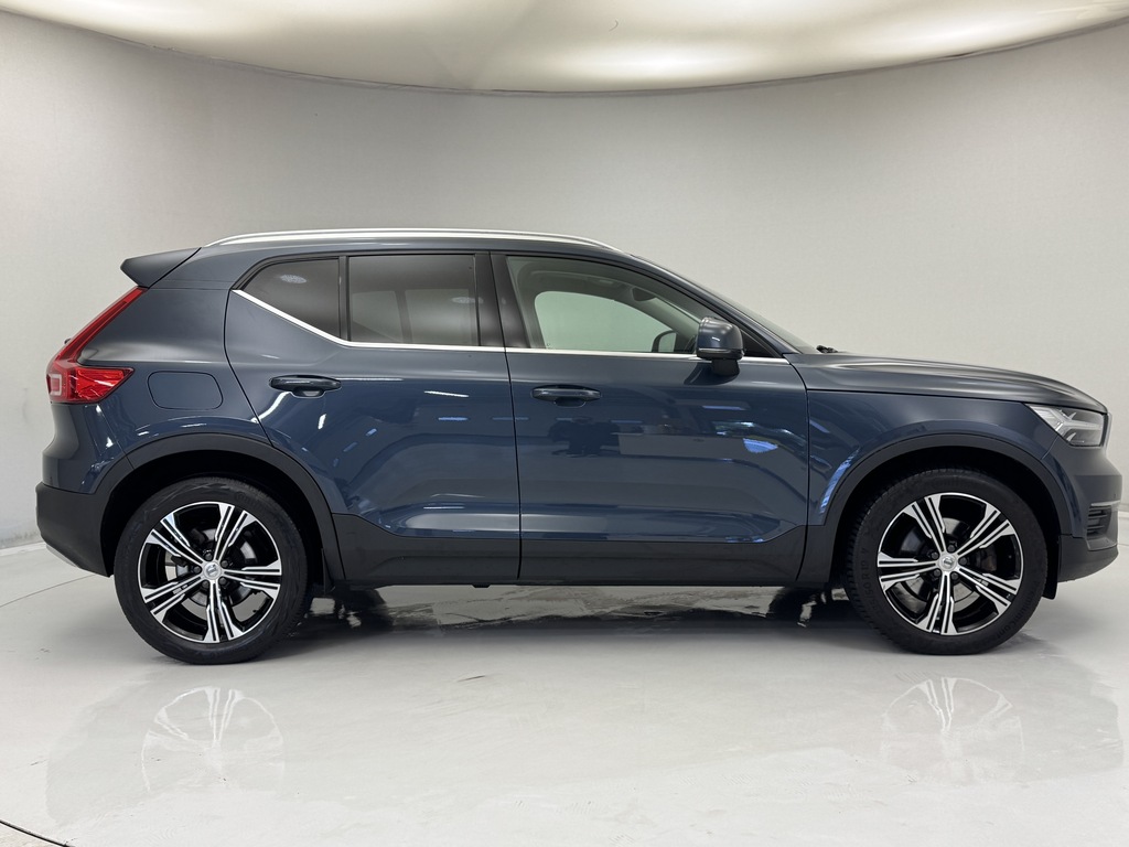 Volvo XC40 2.0 B4p Inscription Blue #2