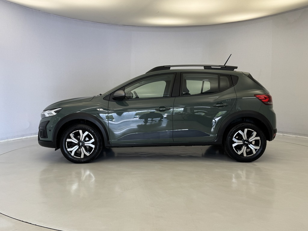 Dacia Sandero Stepway 1.0 Tce Journey FM23AXF Green #4