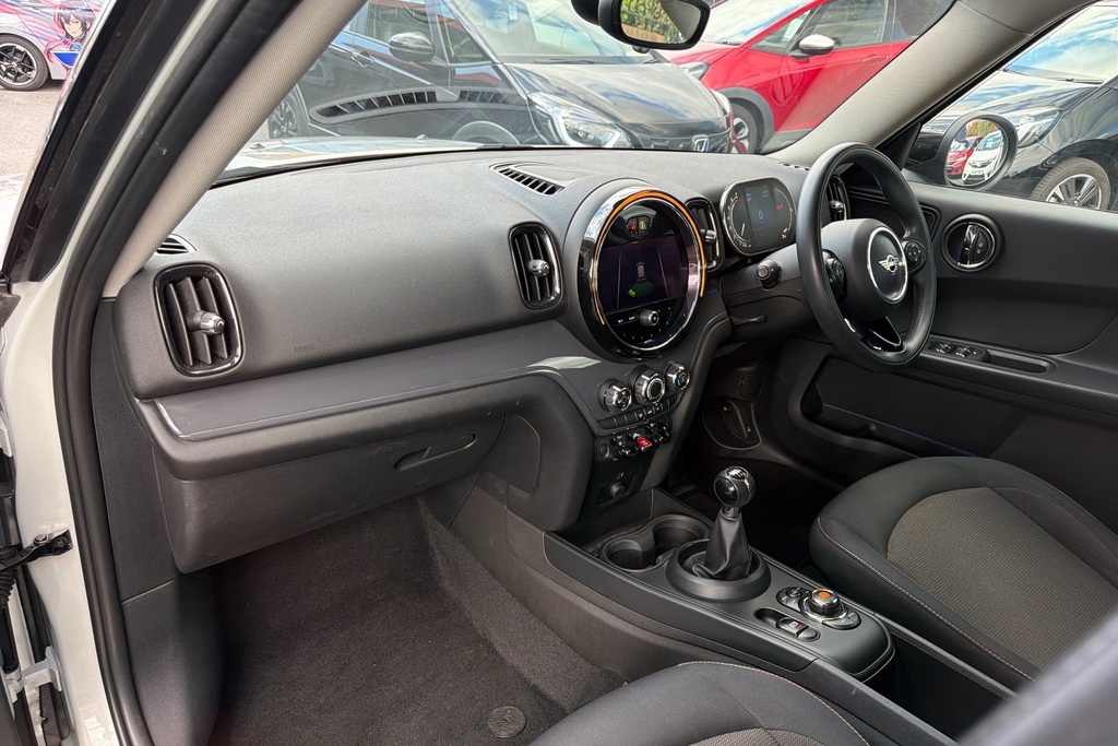 Mini Countryman 1.5 Cooper Classic LC70LXS Silver #2