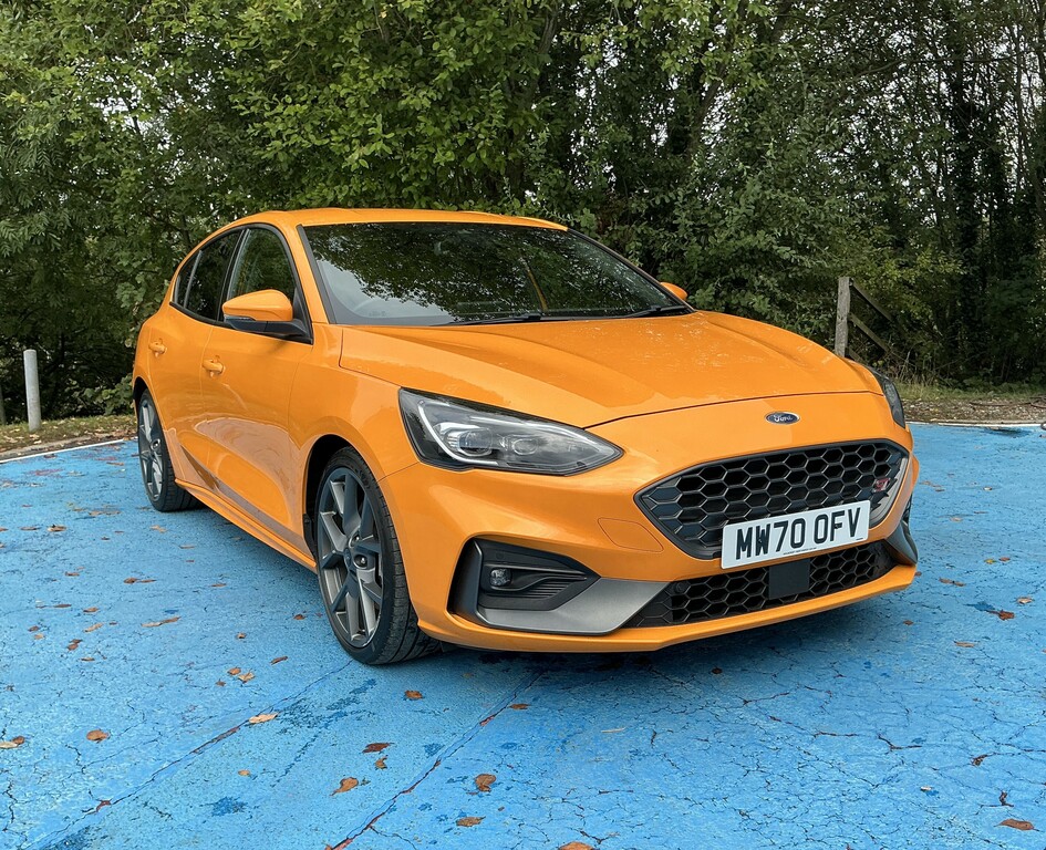 Ford Focus 2.0 Ecoblue 190 St Orange