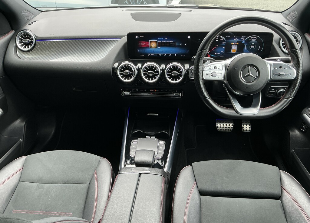 Mercedes-Benz GLA Class Gla 200 Amg Line Executive KP23WXJ Grey #2