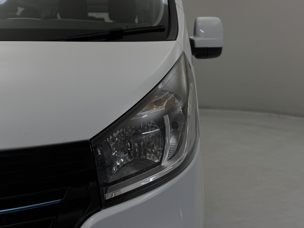 Renault Trafic Panel Van Silver #21