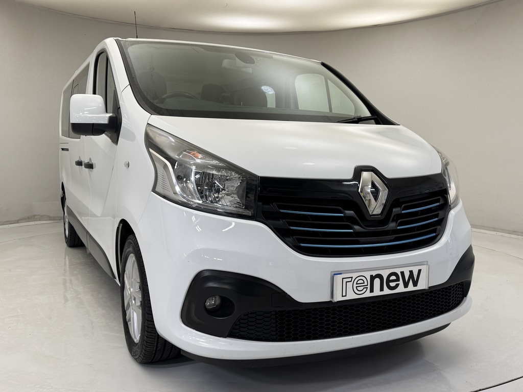 Renault Trafic Ll29 Energy Dci 125 Sport Nav 9 Seater White