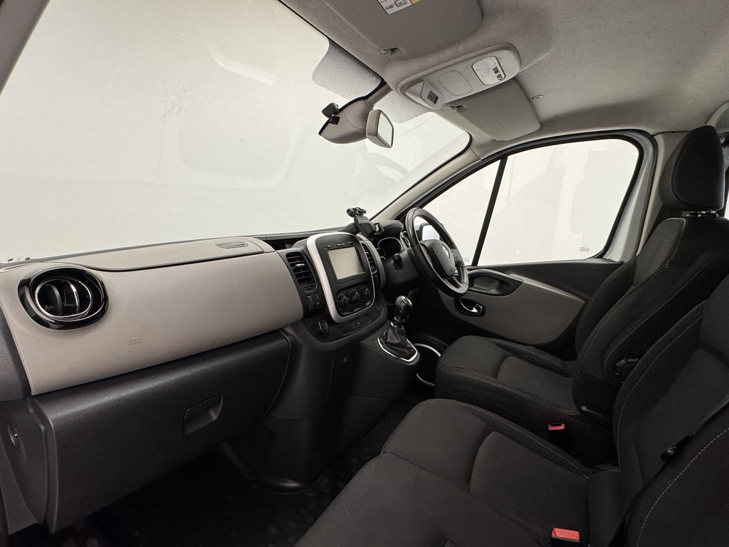 Renault Trafic Panel Van Silver #14