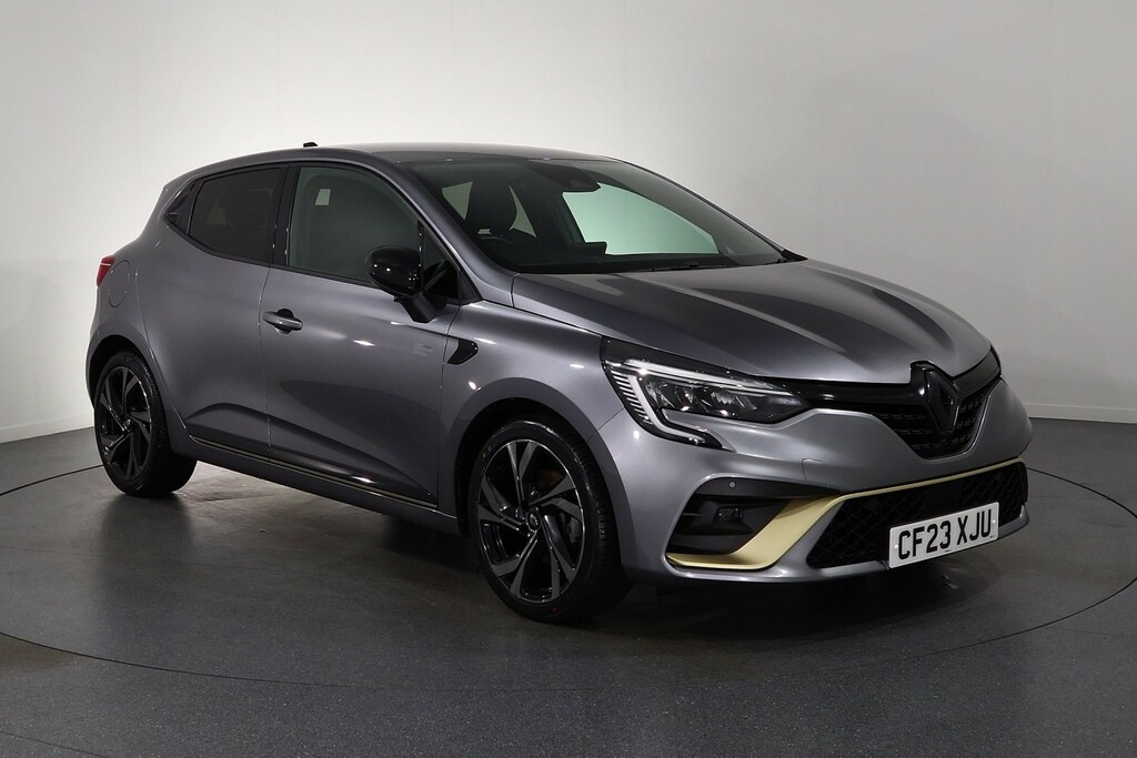 Renault Clio E-tech Engineered Grey