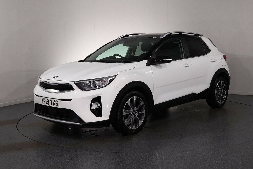 Kia Stonic 4 White #3