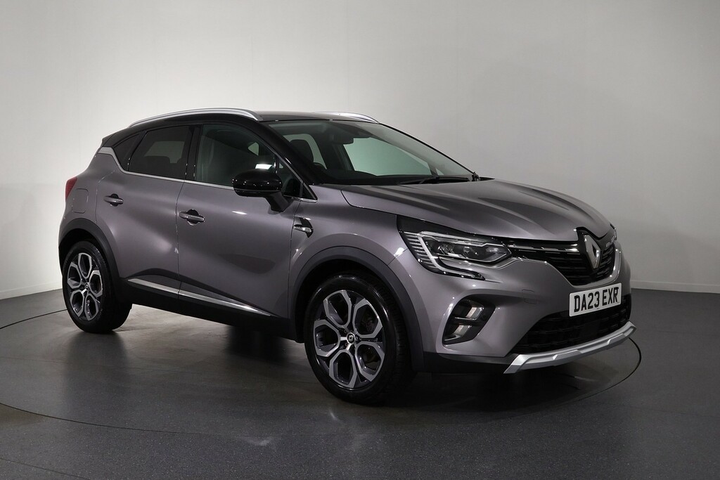 Renault Captur Techno Grey