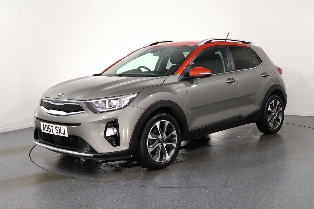 Kia Stonic First Edition Red #3