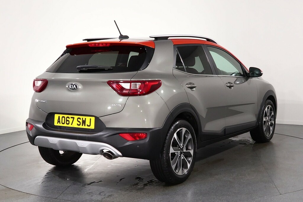 Kia Stonic First Edition Red #7