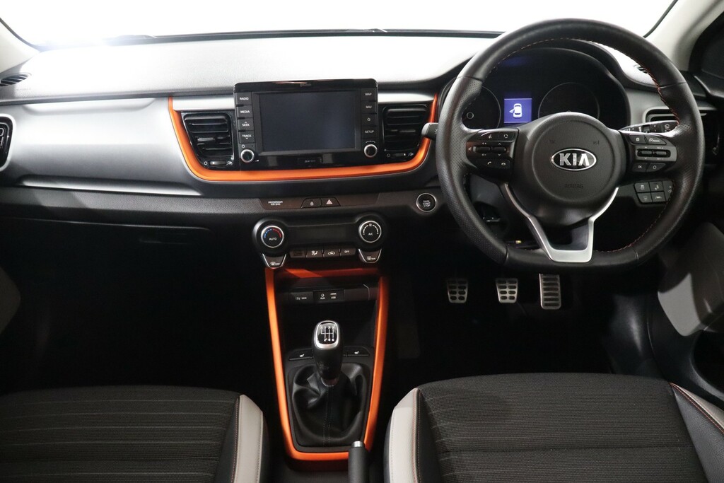 Kia Stonic First Edition Red #11