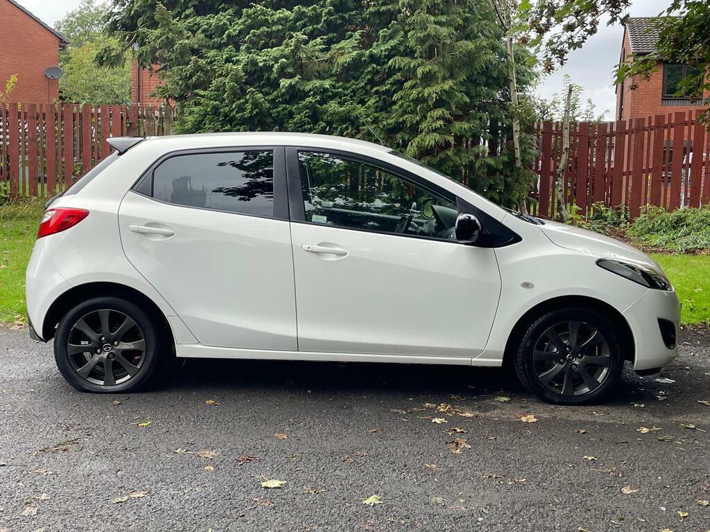 Mazda 2 Hatchback White #9