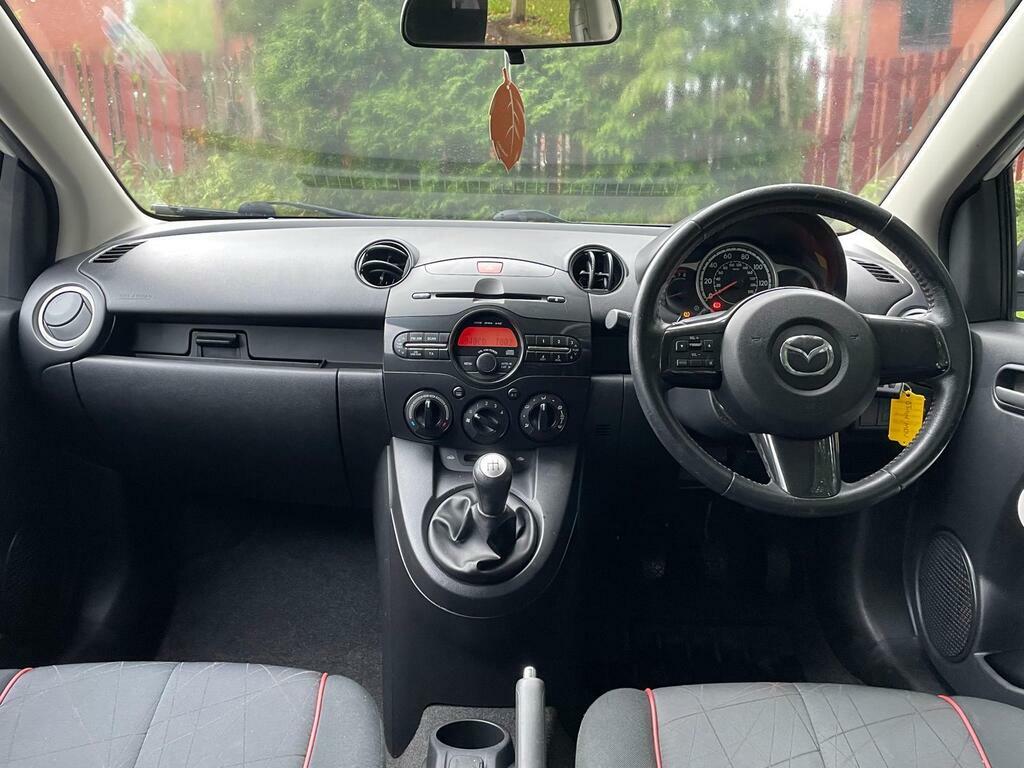 Mazda 2 Hatchback White #17
