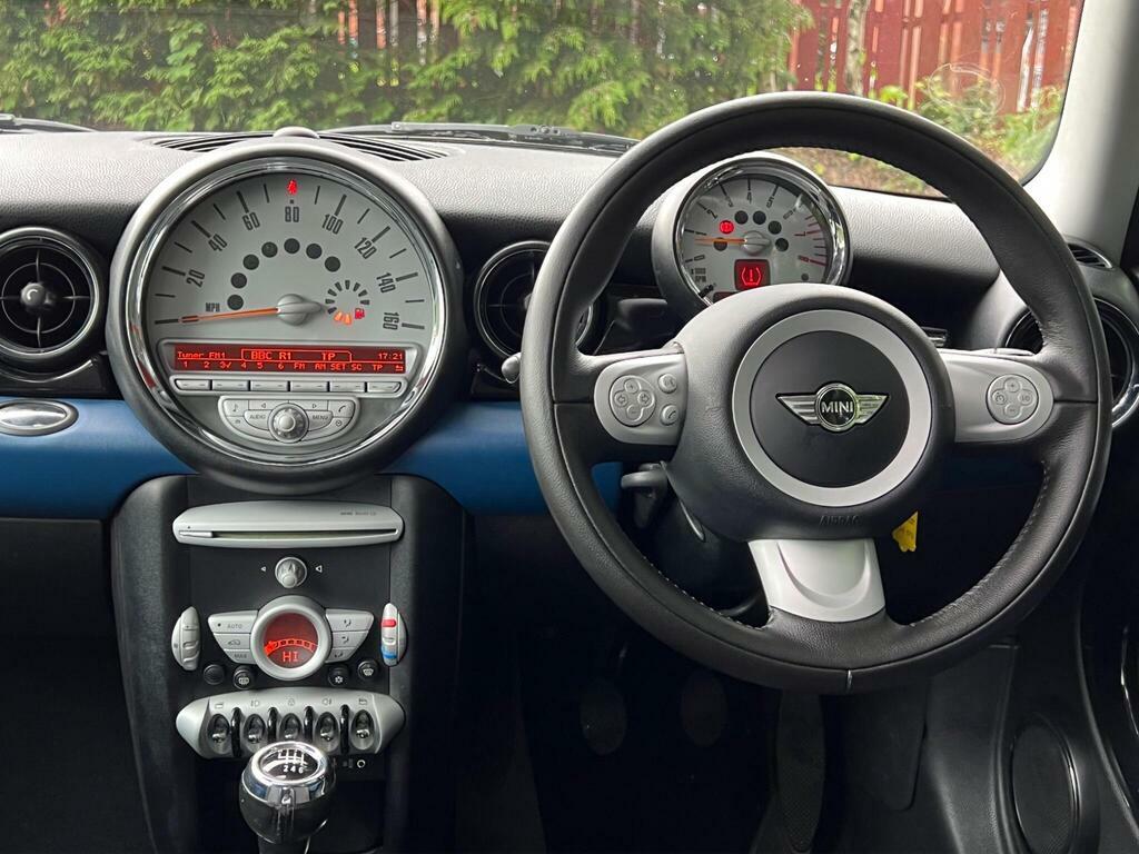 Mini Hatch 1.4 One Euro 4 2010 White #22