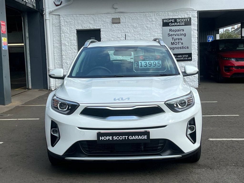 Kia Stonic 1L 2 White #6