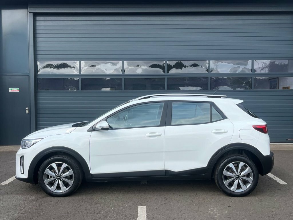 Kia Stonic 1L 2 White #2