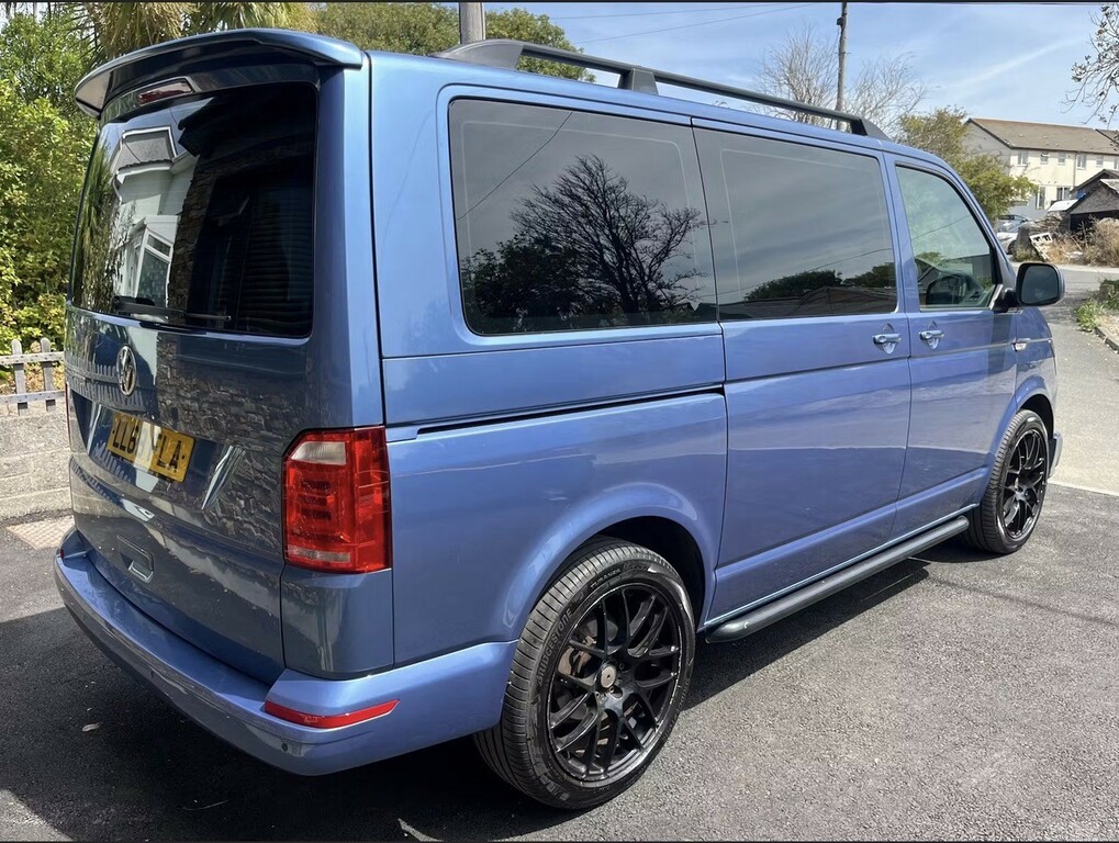 Volkswagen Transporter Shuttle 2.0 Tdi Bluemotion Tech S LL68FLA Blue #2