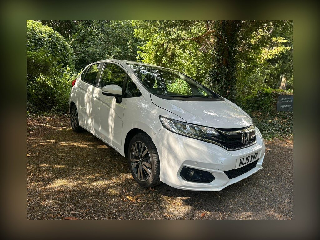Honda Jazz 1.3 I-vtec Ex Navi Cvt Red #16