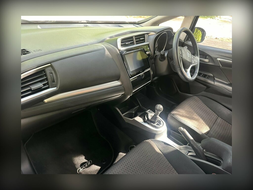Honda Jazz 1.3 I-vtec Ex Navi Cvt Red #7