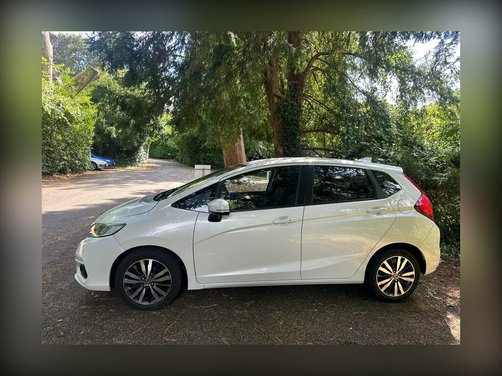 Honda Jazz 1.3 I-vtec Ex Navi Cvt Red #13