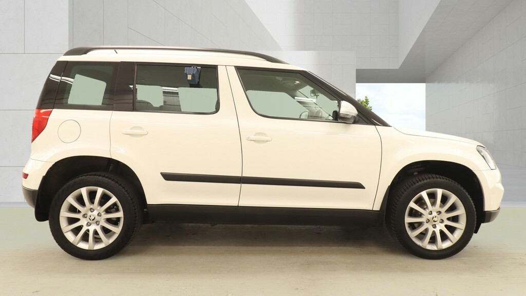Skoda Yeti 1.2 Tsi Se Outdoor Euro 6 Ss White #5