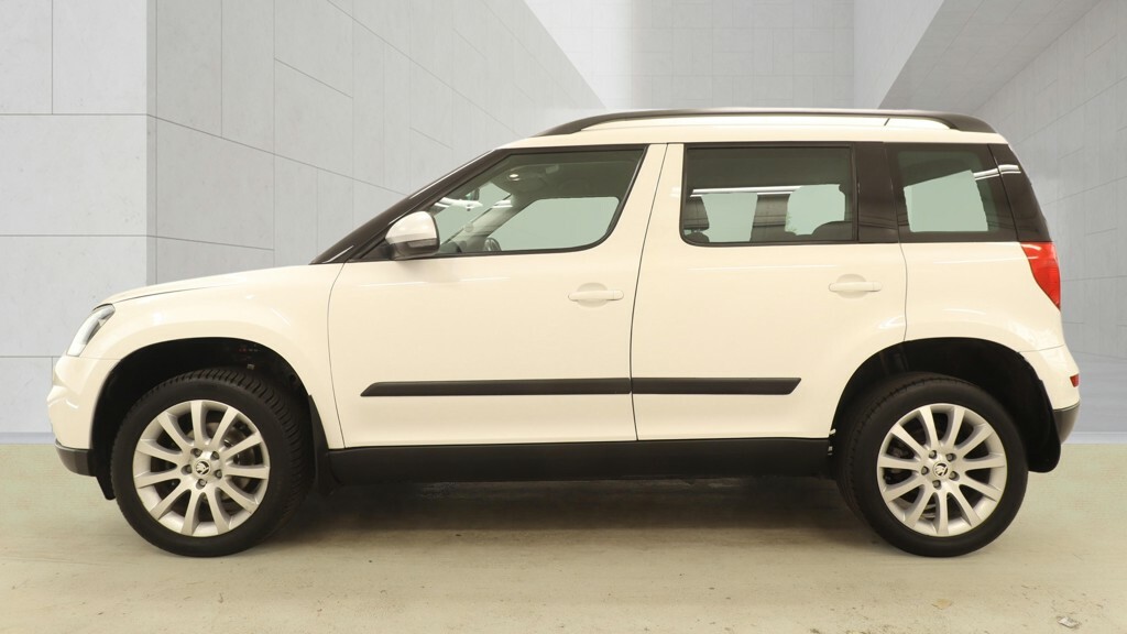 Skoda Yeti 1.2 Tsi Se Outdoor Euro 6 Ss White #6