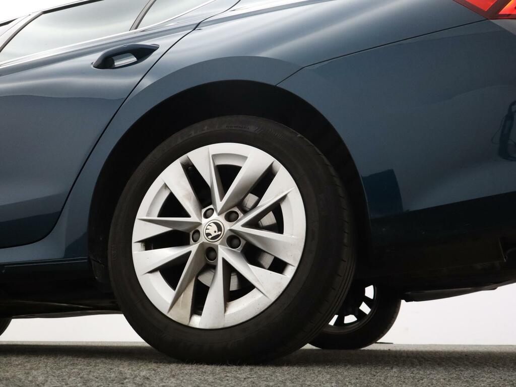 Skoda Octavia Se Technology Blue #17