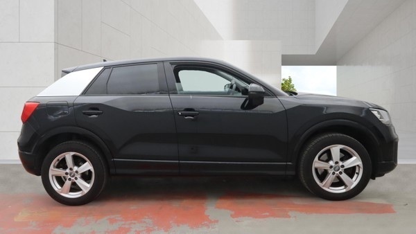 Audi Q2 Tfsi Sport BT17MEV Black #6