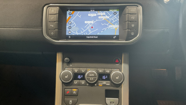 Land Rover Range Rover Evoque Td4 Se Tech SG66BBE Red #5