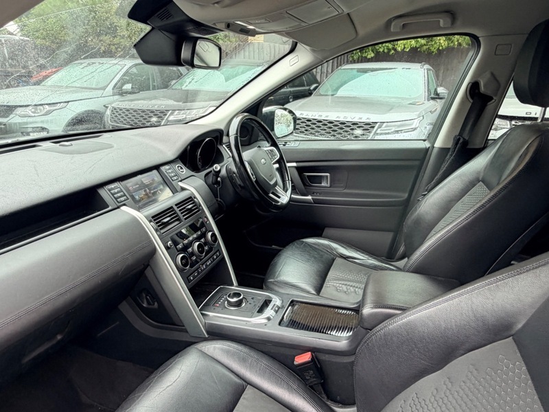 Land Rover Discovery Sport Td4 Se Tech White #2