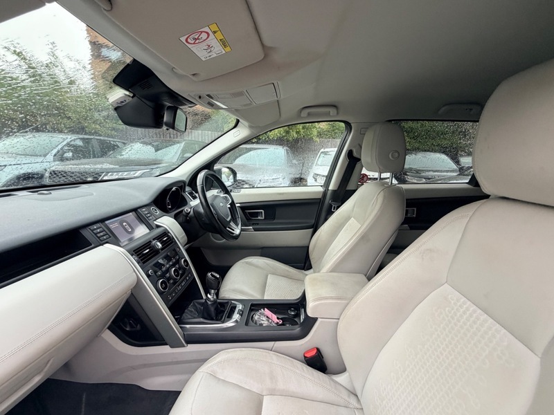 Land Rover Discovery Sport Td4 Se Tech Brown #2