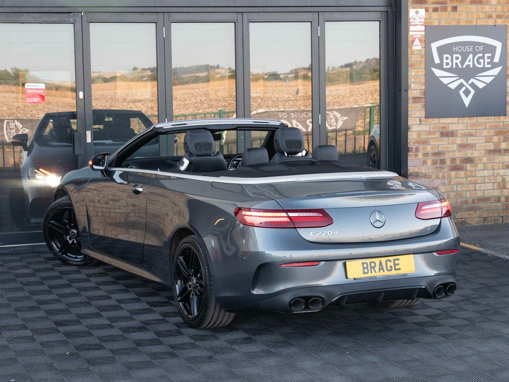 Mercedes-Benz E Class 2.0 D Amg Line Premium Cabriolet G-tronic Euro Grey