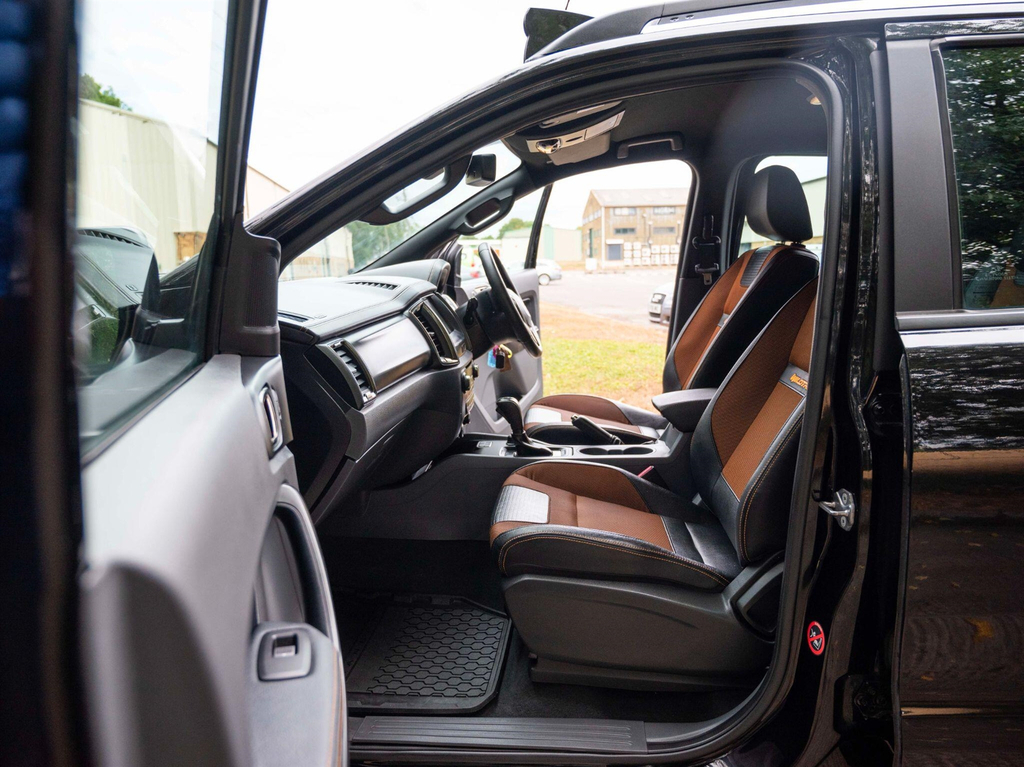 Ford Ranger  Black #33