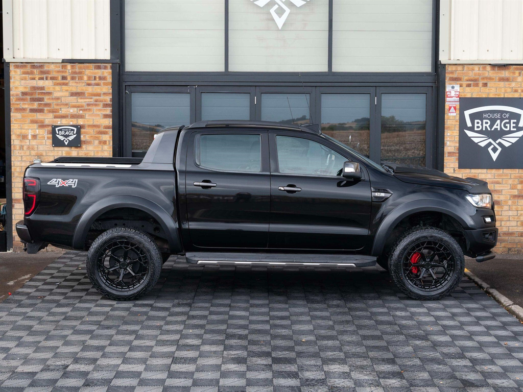 Ford Ranger  Black #37