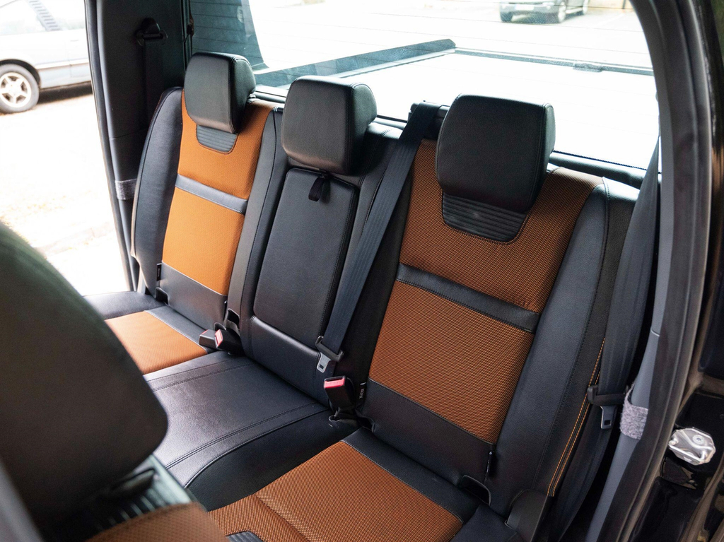 Ford Ranger  Black #44