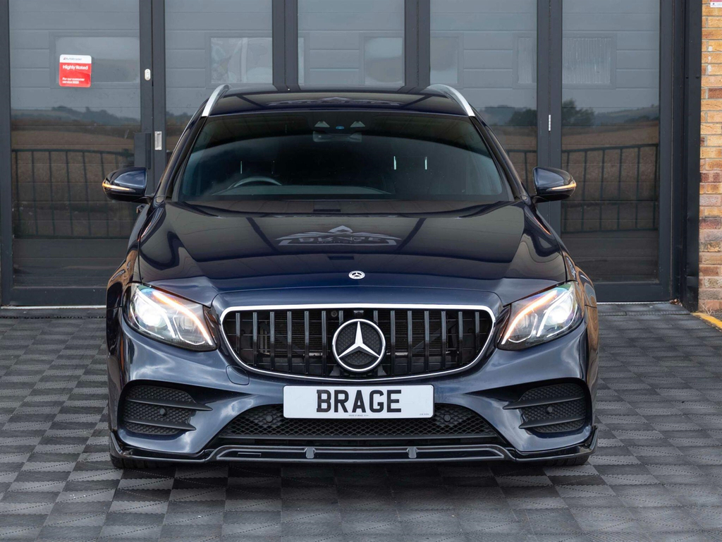 Mercedes-Benz E Class E 220 D Black #18
