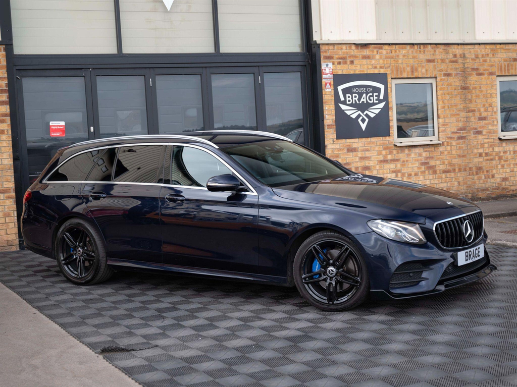 Mercedes-Benz E Class E 220 D Black #50