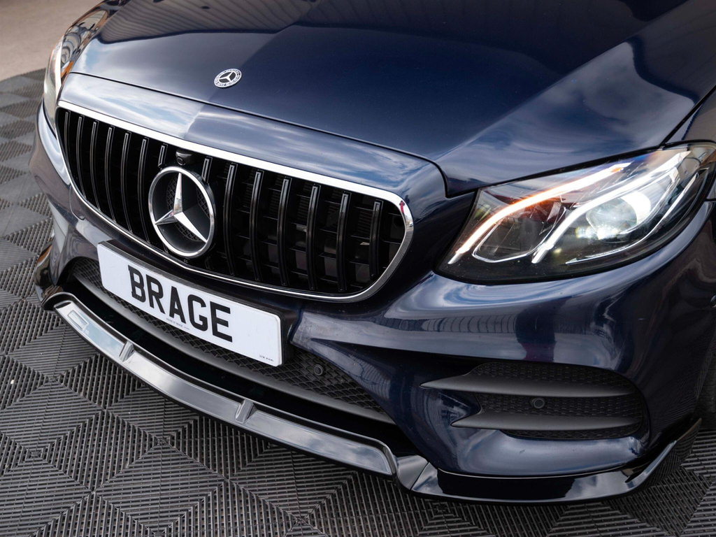 Mercedes-Benz E Class E 220 D Black #56