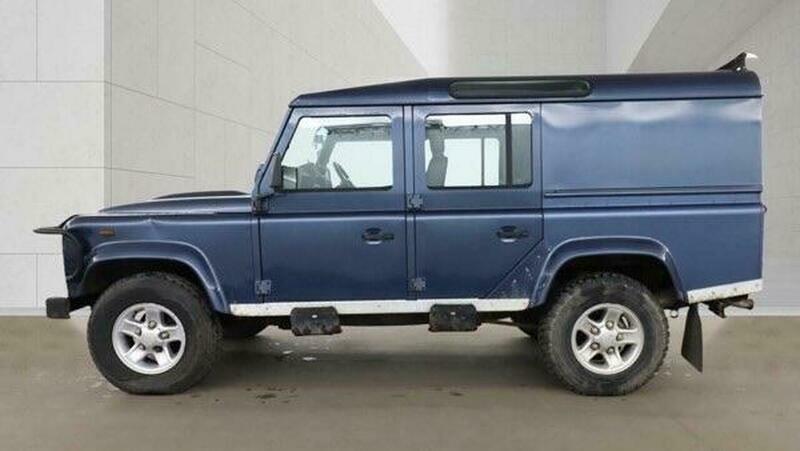 Land Rover Defender Silver #7