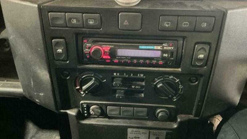 Land Rover Defender Silver #14
