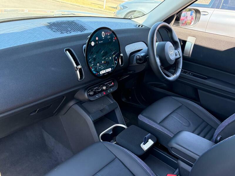 Mini Countryman 1.5C Mhev Classic Euro 6 Ss YA25HBE Silver #2