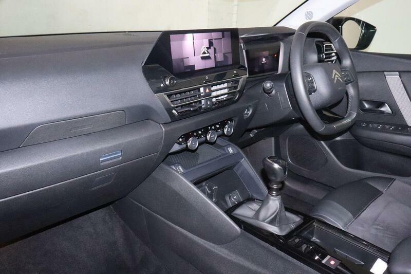Citroen C4 1.2 Puretech Max Euro 6 Ss FT73HZK White #2