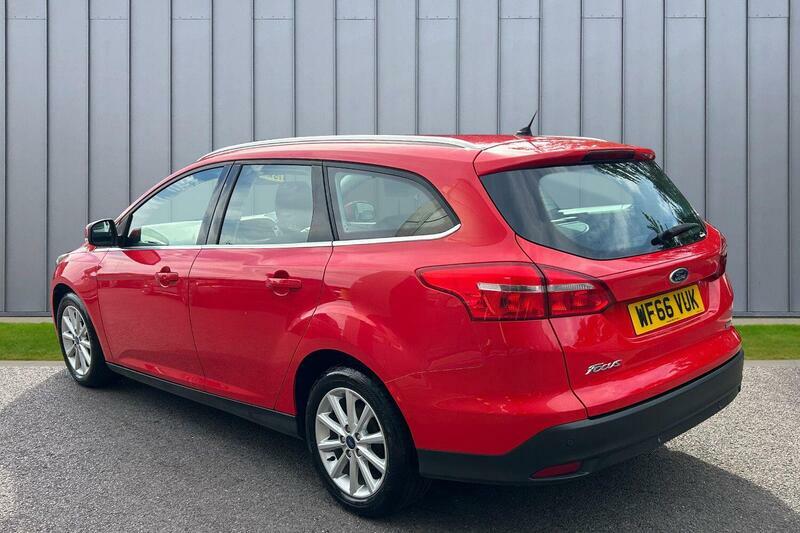 Ford Focus 1.0T Ecoboost Titanium Euro 6 Ss WF66VUK Red #4