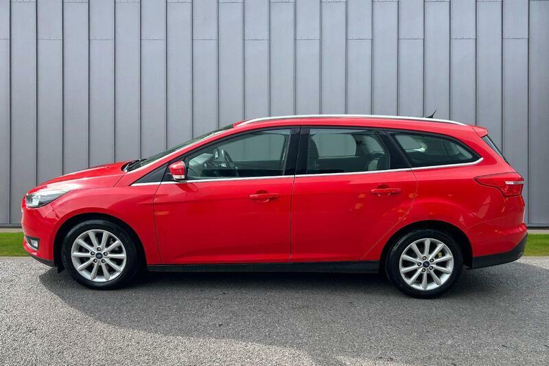 Ford Focus 1.0T Ecoboost Titanium Euro 6 Ss WF66VUK Red #5