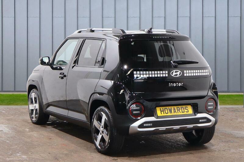 Hyundai Inster Long Range 49Kwh 02 Black #4
