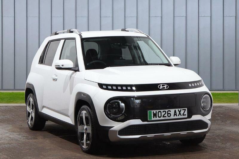 Hyundai Inster Long Range 49Kwh 02 White
