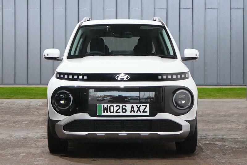 Hyundai Inster Long Range 49Kwh 02 White #4