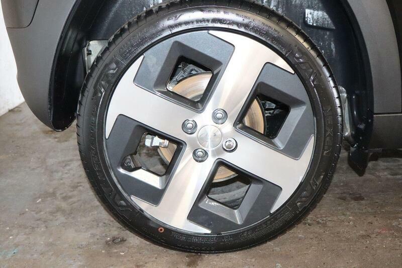Hyundai Inster Long Range 49Kwh 02 WO26BKF Black #2