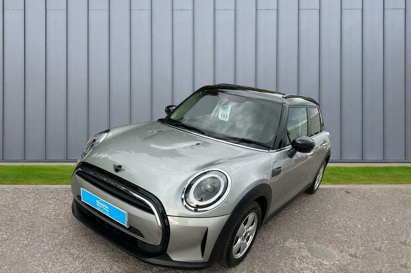 Mini Hatch 1.5 Cooper Classic Steptronic Euro 6 Ss WF23MYB Silver #3